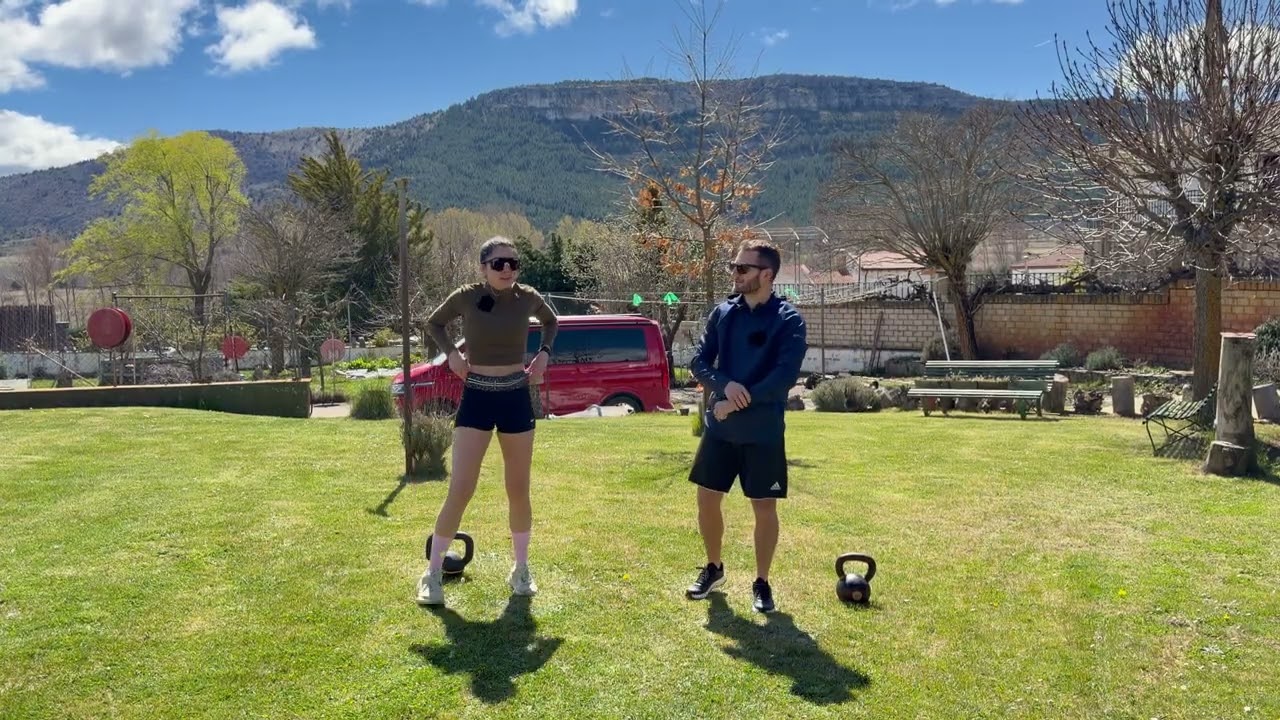 Calentamiento con Movilidad Articular y Animal Flow — 6 min